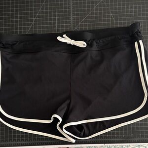 Athleta XL Black Running Jogging Performance Athletic Shorts